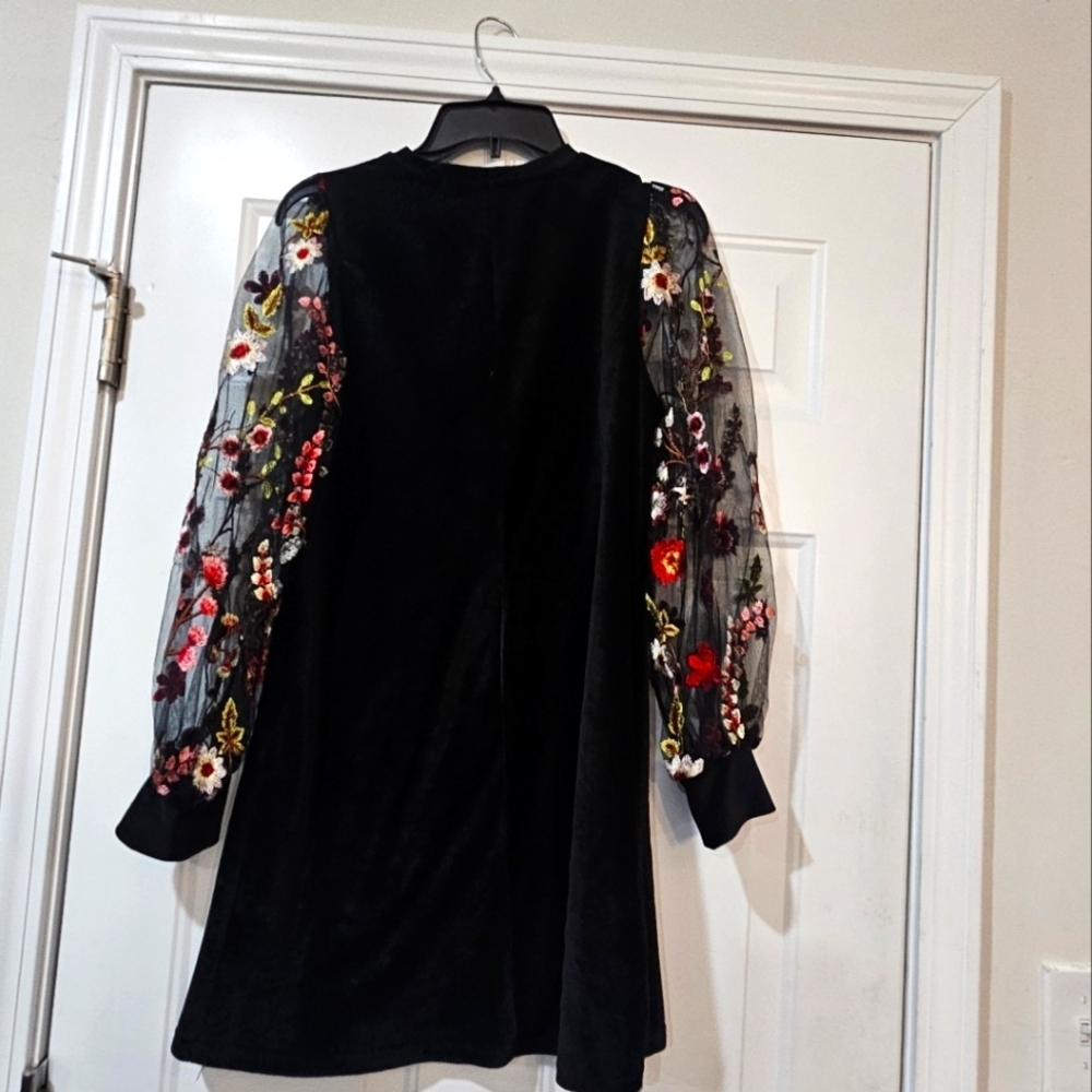 Floral Embroidery Mesh Maxi Dress Size Large Boho Bishop Sleeves